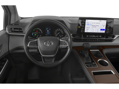 2022 Toyota Sienna LE 8 Passenger