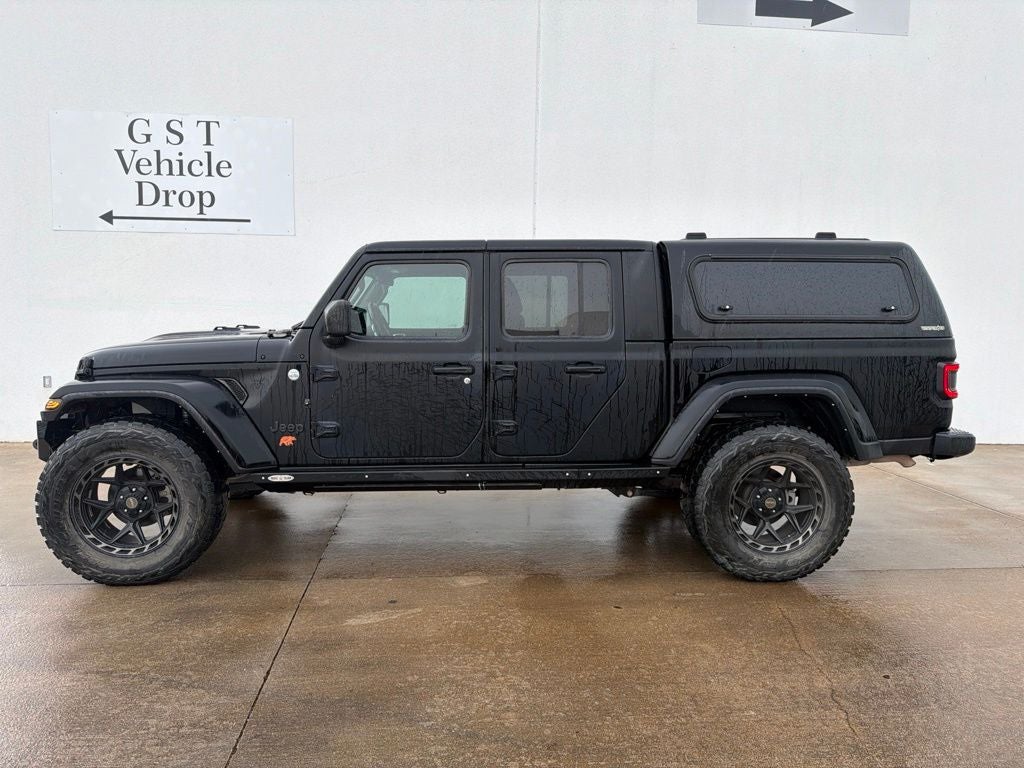 2022 Jeep Gladiator Overland