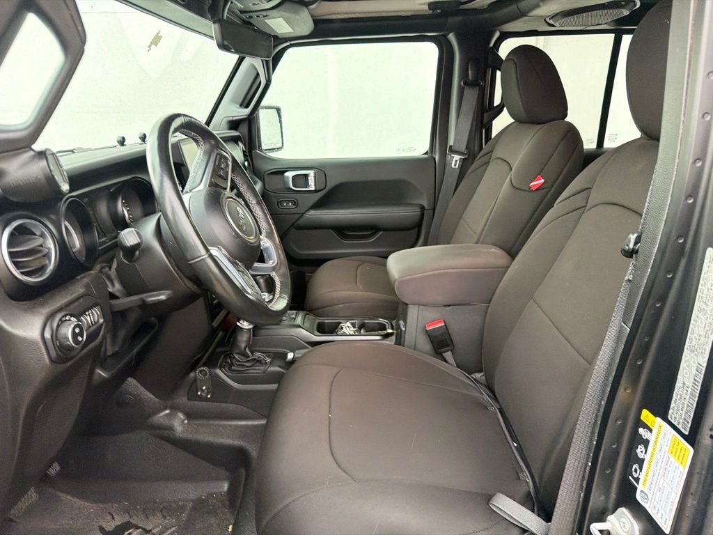 2022 Jeep Gladiator Overland