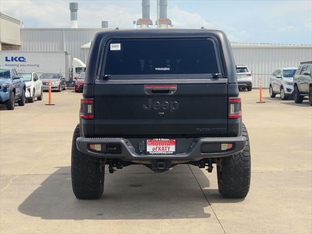 2022 Jeep Gladiator Overland