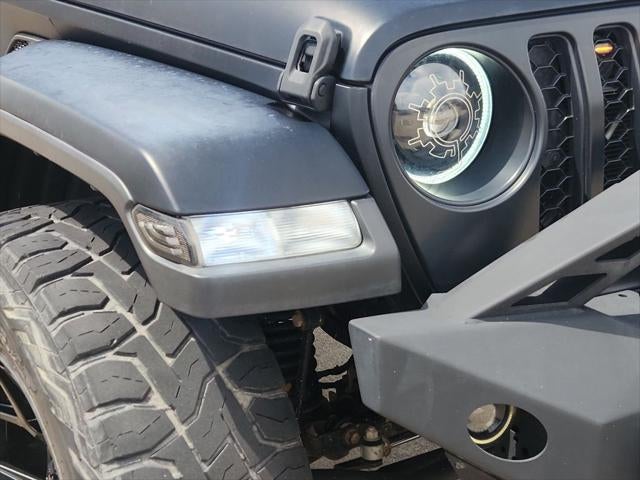 2022 Jeep Gladiator Overland