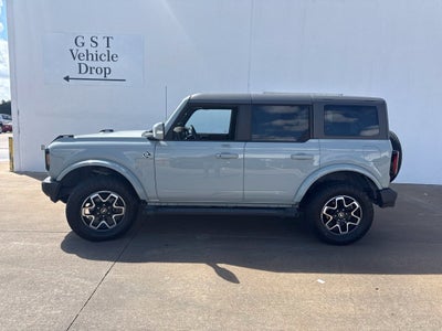 2023 Ford Bronco Outer Banks