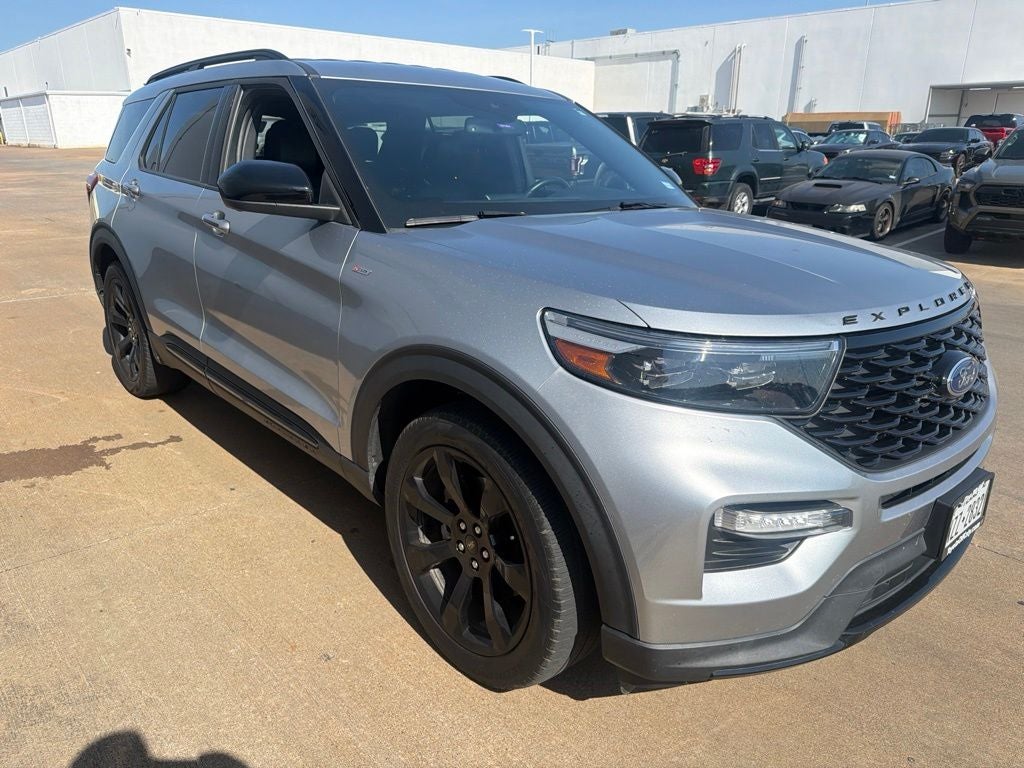 2023 Ford Explorer ST-Line