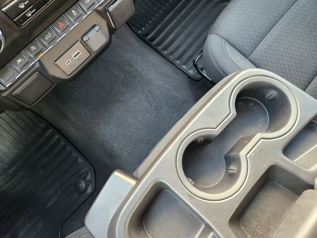 2023 Chevrolet Silverado Custom