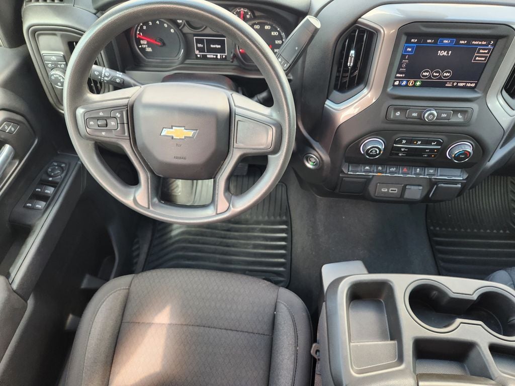 2023 Chevrolet Silverado Custom