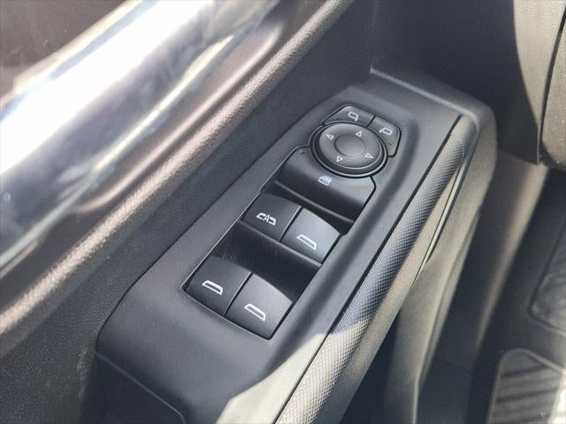 2023 Chevrolet Silverado Custom