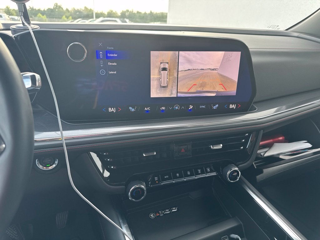 2025 Chevrolet Suburban RST