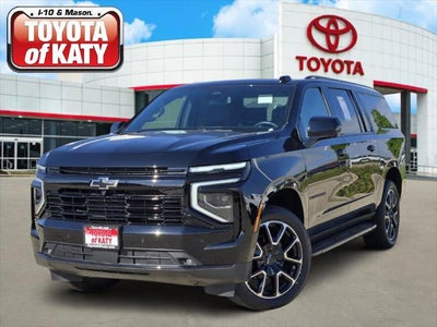2025 Chevrolet Suburban RST