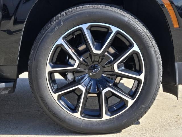 2025 Chevrolet Suburban RST