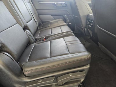 2025 Chevrolet Suburban RST