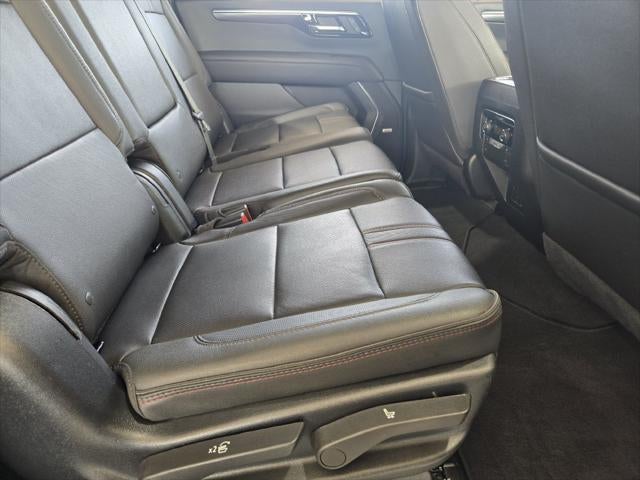 2025 Chevrolet Suburban RST