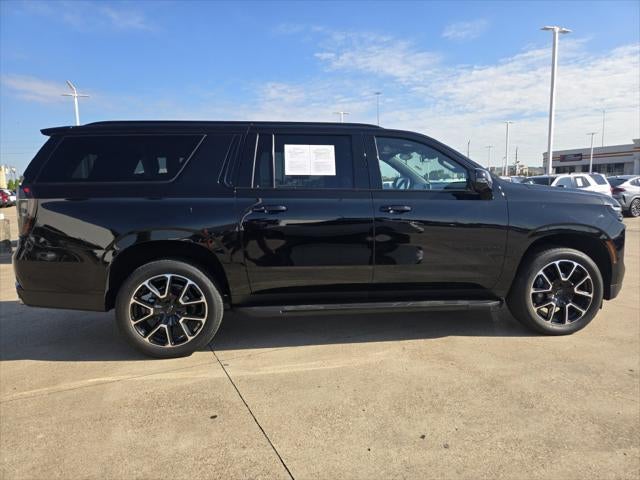 2025 Chevrolet Suburban RST