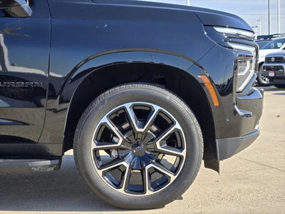 2025 Chevrolet Suburban RST