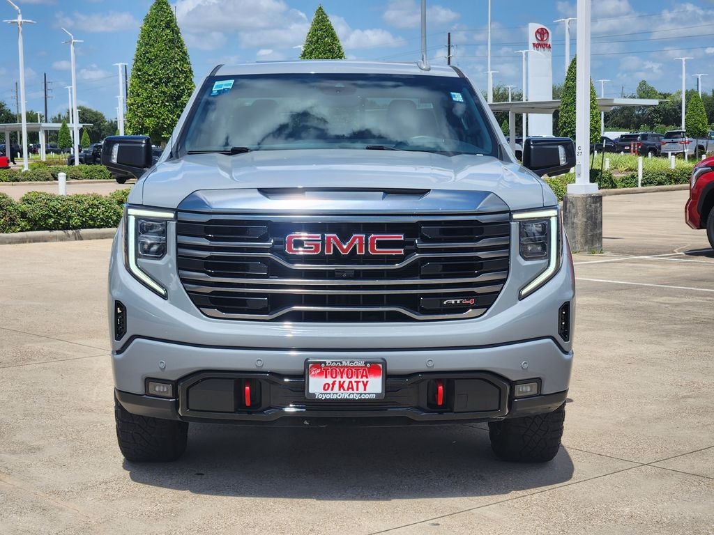 2024 GMC Sierra AT4