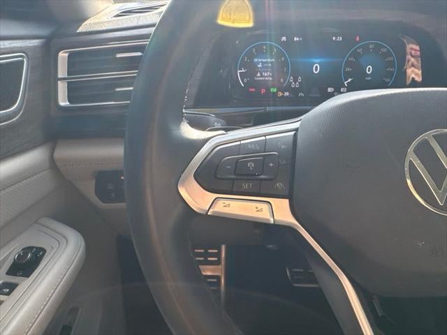 2025 Volkswagen Atlas 2.0T SEL Premium R-Line