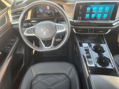 2025 Volkswagen Atlas 2.0T SE w/Technology