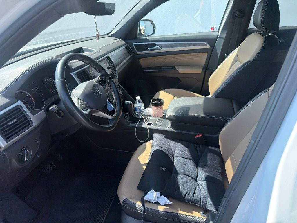 2021 Volkswagen Atlas Cross Sport 2.0T SE w/Technology