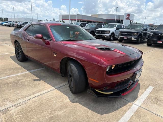 2022 Dodge Challenger SXT