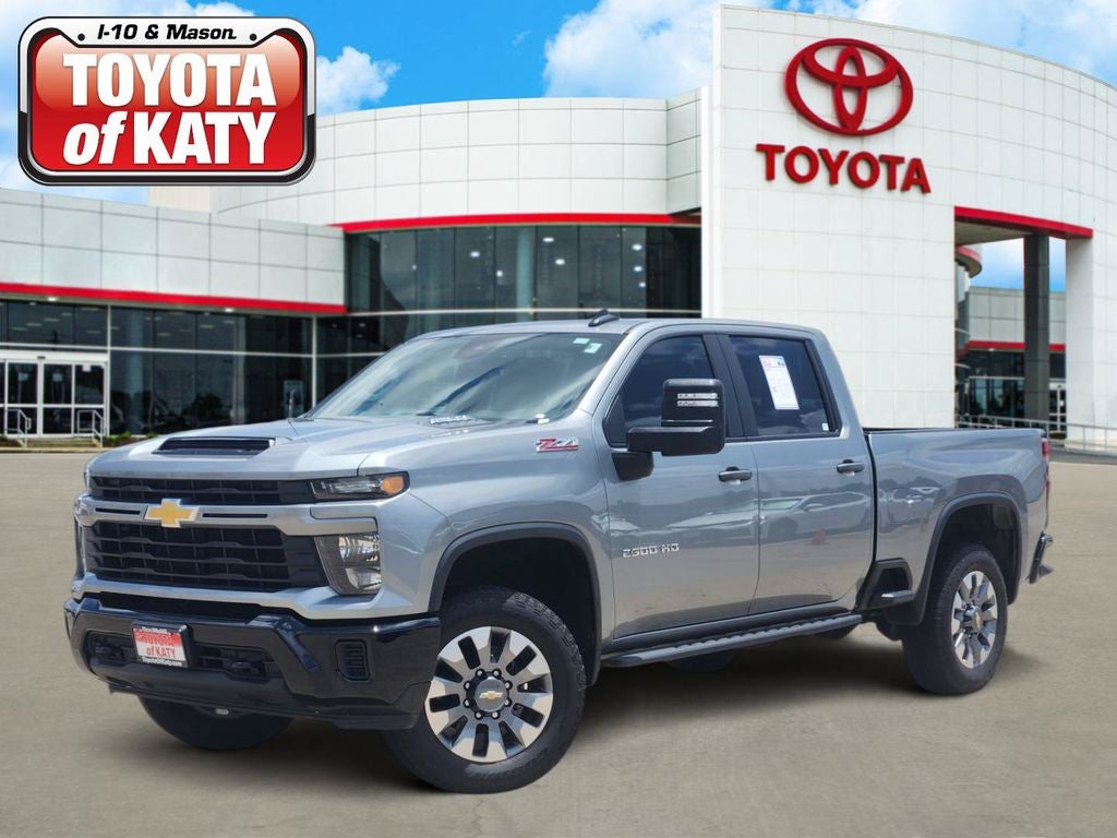 2024 Chevrolet Silverado HD Custom