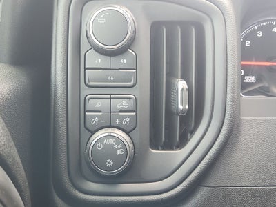 2024 Chevrolet Silverado HD Custom