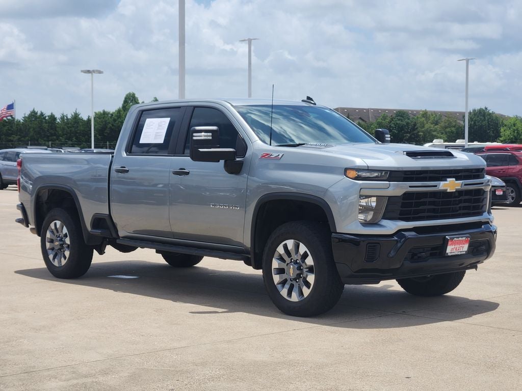 2024 Chevrolet Silverado HD Custom