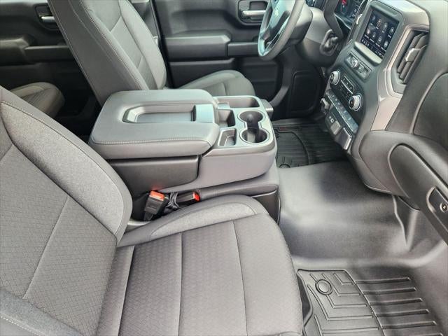 2024 Chevrolet Silverado HD Custom
