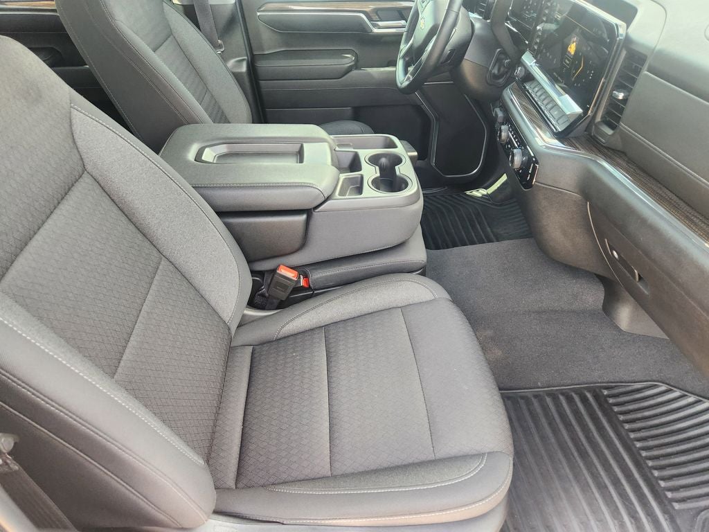 2023 Chevrolet Silverado LT