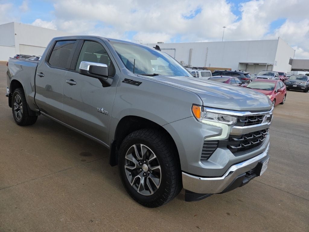 2023 Chevrolet Silverado LT