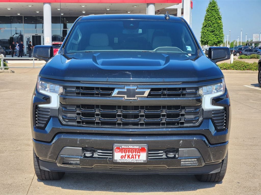 2022 Chevrolet Silverado RST