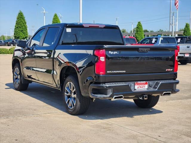 2022 Chevrolet Silverado RST