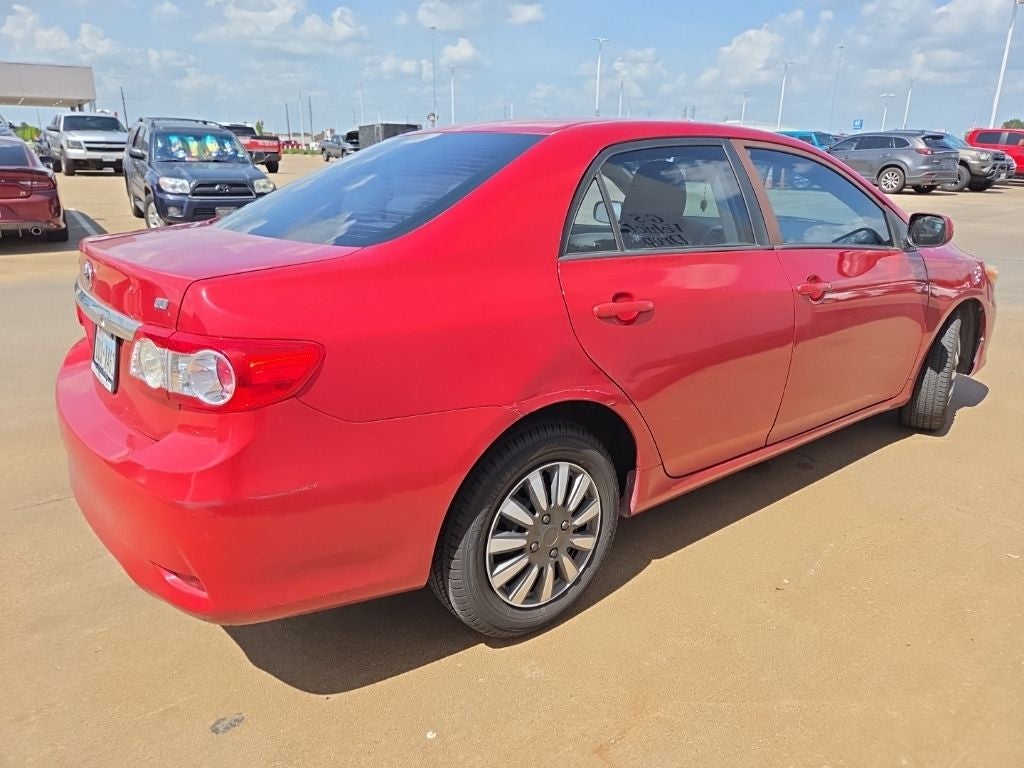 2011 Toyota COROLLA LE