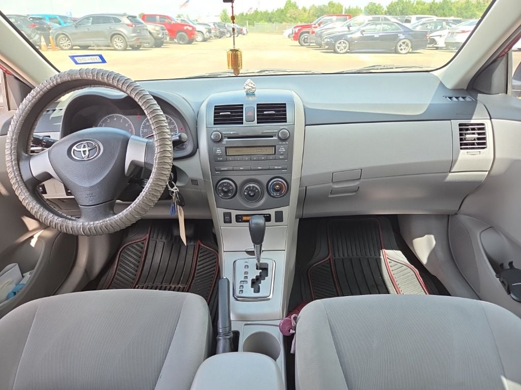 2011 Toyota COROLLA LE
