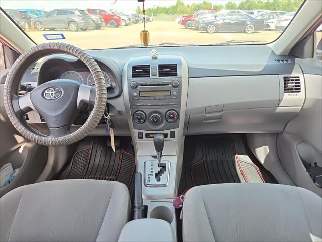 2011 Toyota COROLLA LE