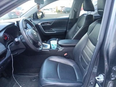 2020 Toyota RAV4 XLE Premium
