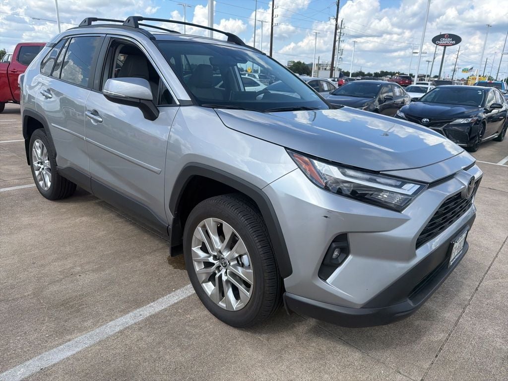 2025 Toyota RAV4 XLE Premium