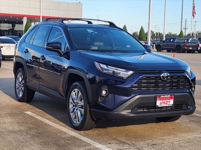 2025 Toyota RAV4 XLE Premium