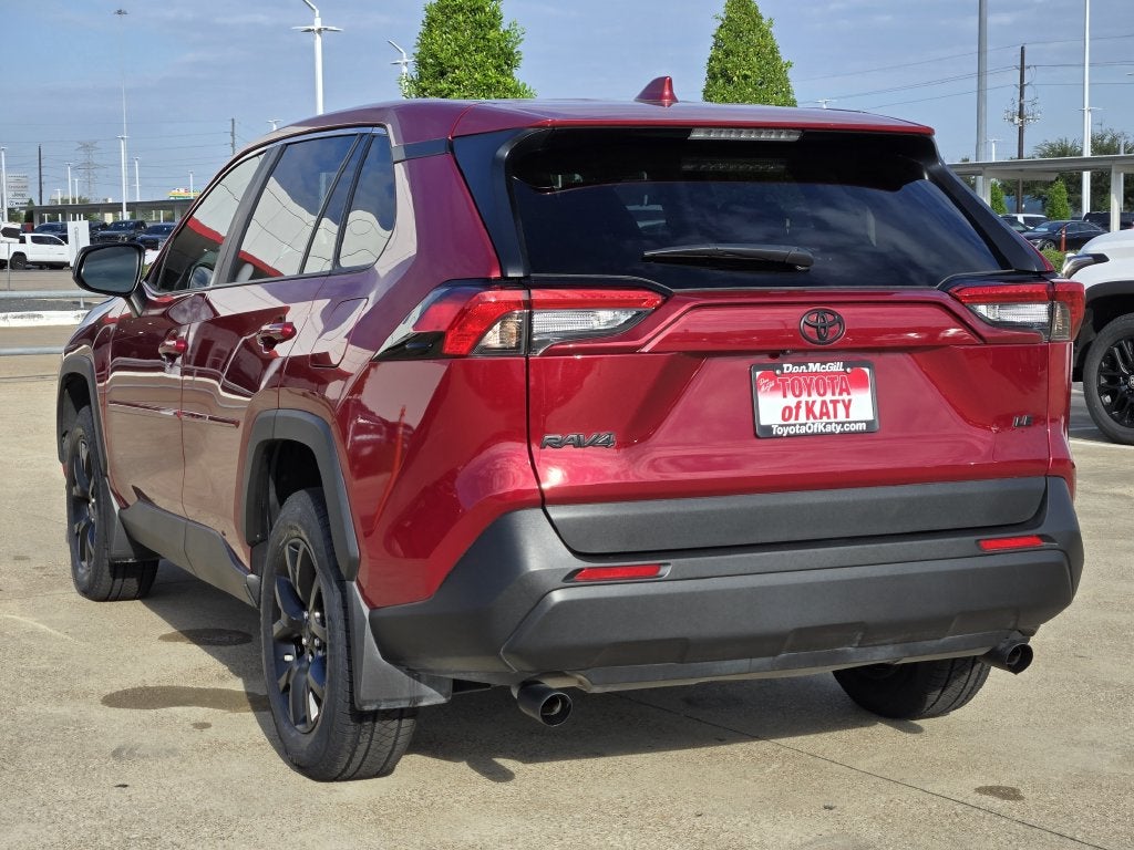 2025 Toyota RAV4 LE