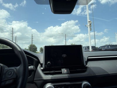 2025 Toyota RAV4 LE