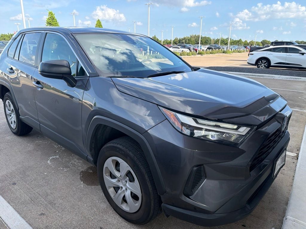 2024 Toyota RAV4 LE