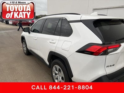 2021 Toyota RAV4 LE