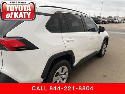 2021 Toyota RAV4 LE