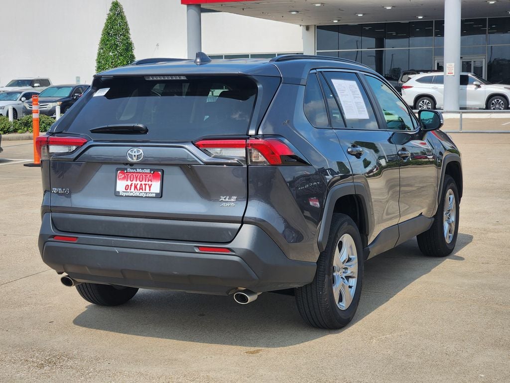 2025 Toyota RAV4 XLE
