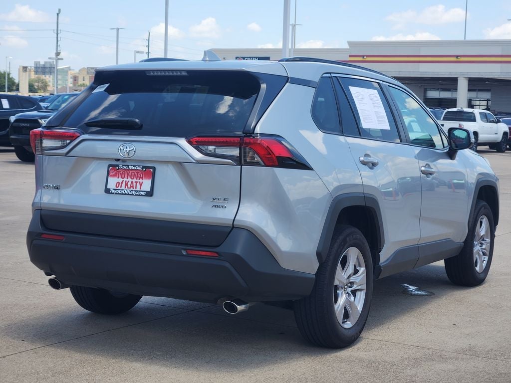 2025 Toyota RAV4 XLE