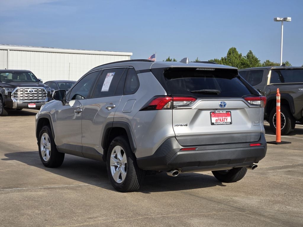 2021 Toyota RAV4 Hybrid XLE