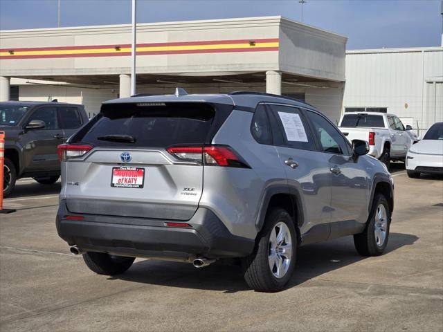 2021 Toyota RAV4 Hybrid XLE
