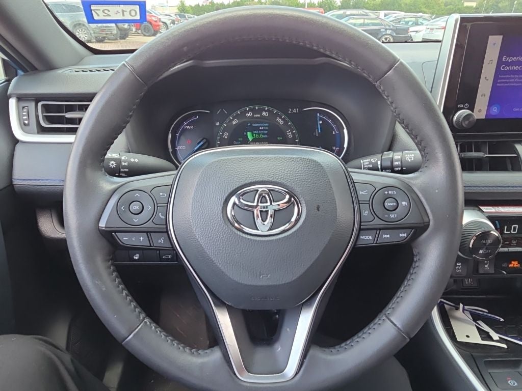 2025 Toyota RAV4 Hybrid SE