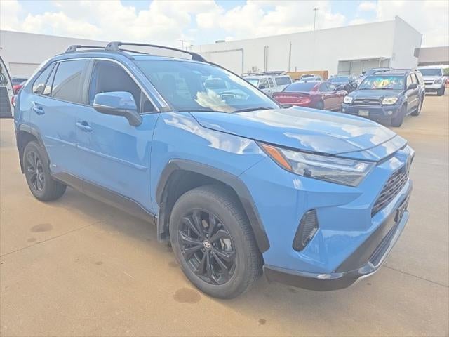 2025 Toyota RAV4 Hybrid SE