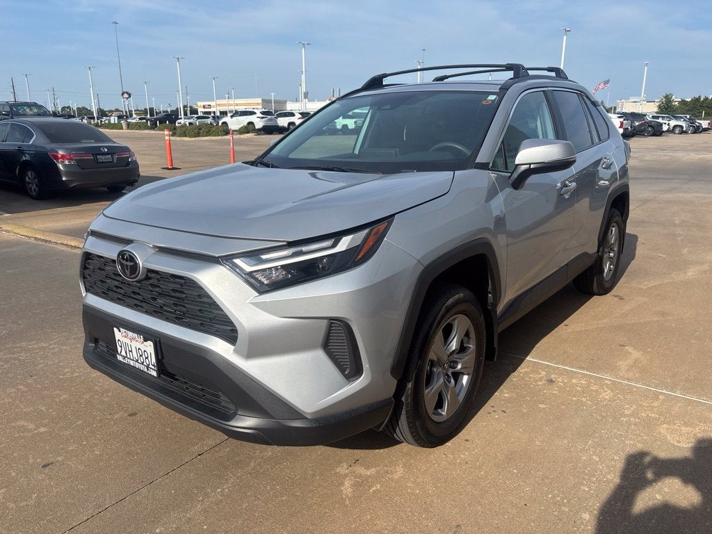 2025 Toyota RAV4 XLE