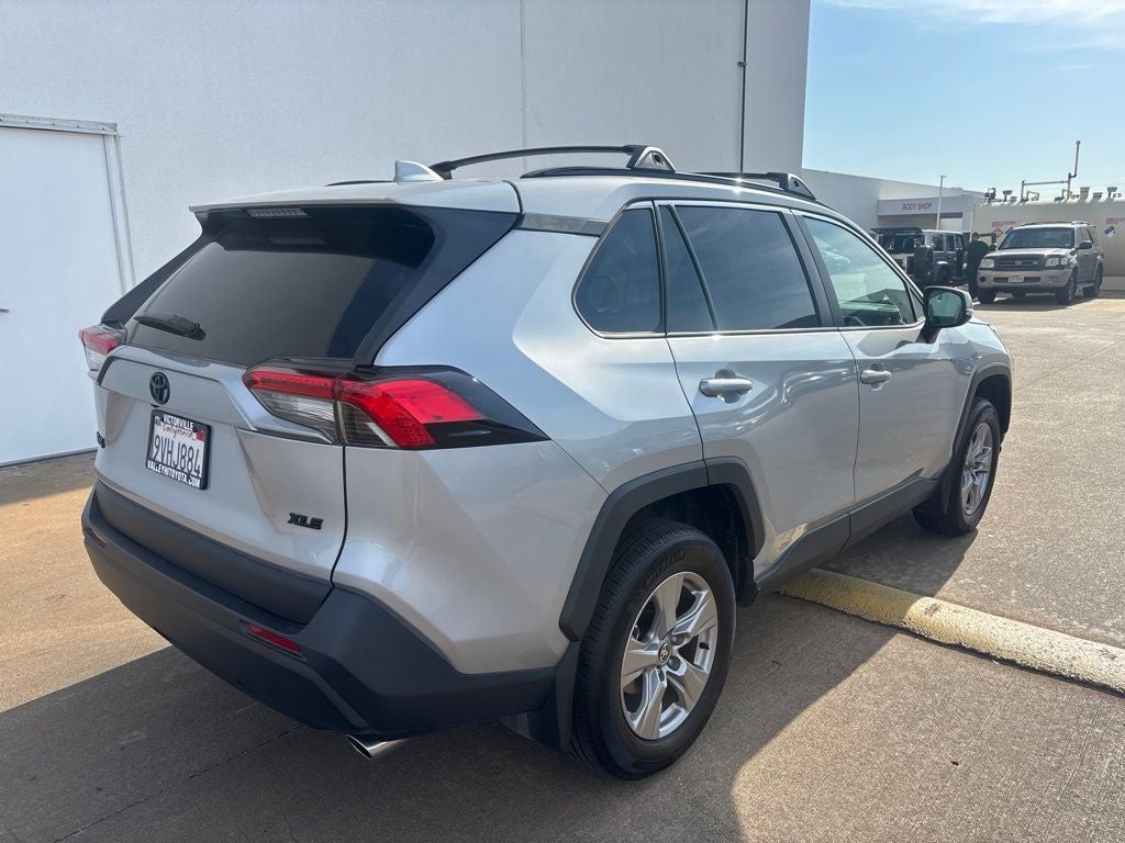 2025 Toyota RAV4 XLE