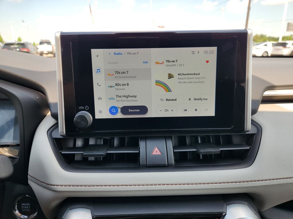 2025 Toyota RAV4 XLE